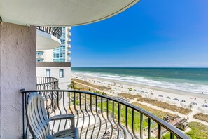 Στην παραλία