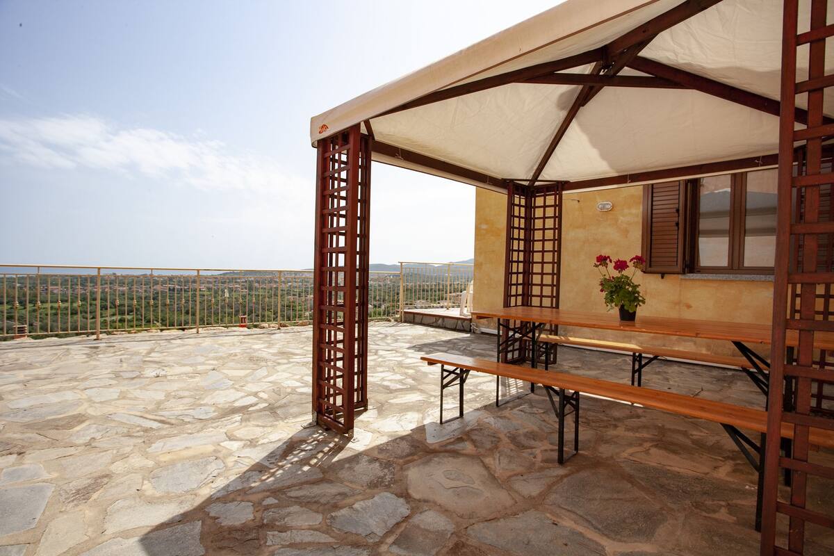 Apartamento, 2 quartos | Terraço/pátio