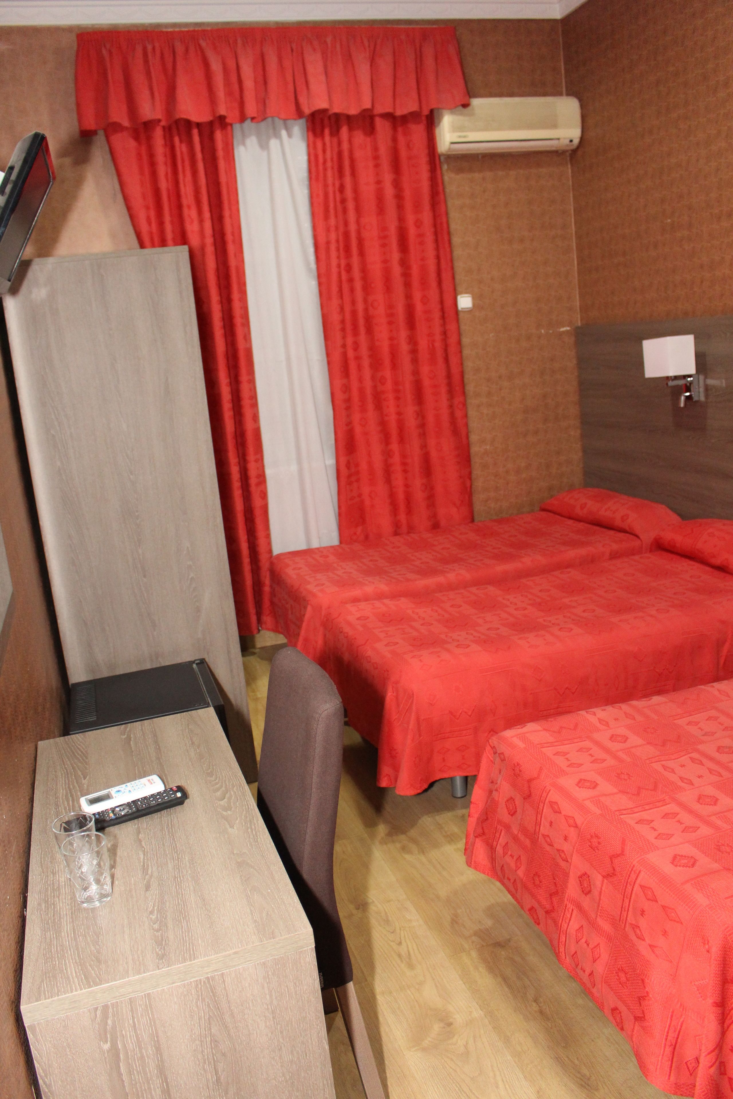 triple room | minibar, in-room safe, free cots/infant beds, free wifi