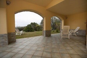 Villa, 3 Bedrooms | Terrace/patio - Quadrilocale sul Porto (Budoni)
