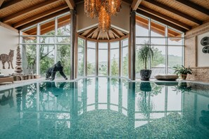 Body treatments, hot stone massages, body wraps, body scrubs, facials - Wellness- & Genusshotel Weisser Bär (Muelheim)