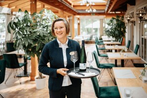 Restaurant - Wellness- & Genusshotel Weisser Bär (Muelheim)