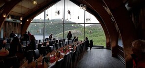 Tägliches Frühstücksbuffet (200 NOK pro Person)