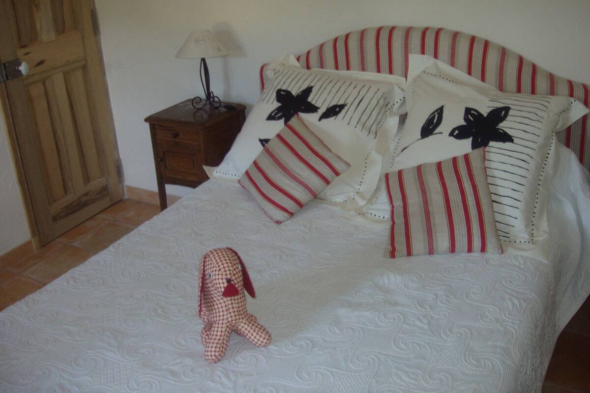 Double Room | Individually decorated, individually furnished, desk, soundproofing