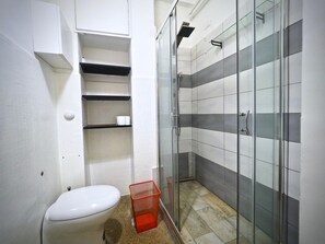 อพาร์ทเมนท์, 2 ห้องนอน | ห้องน้ำ | ฝักบัว, ไดร์เป่าผม, โถสุขภัณฑ์แบบบิเดท์, ผ้าเช็ดตัว