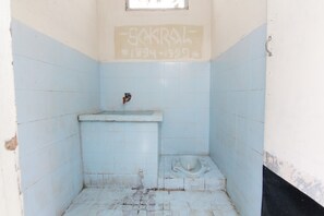 Douche, serviettes fournies