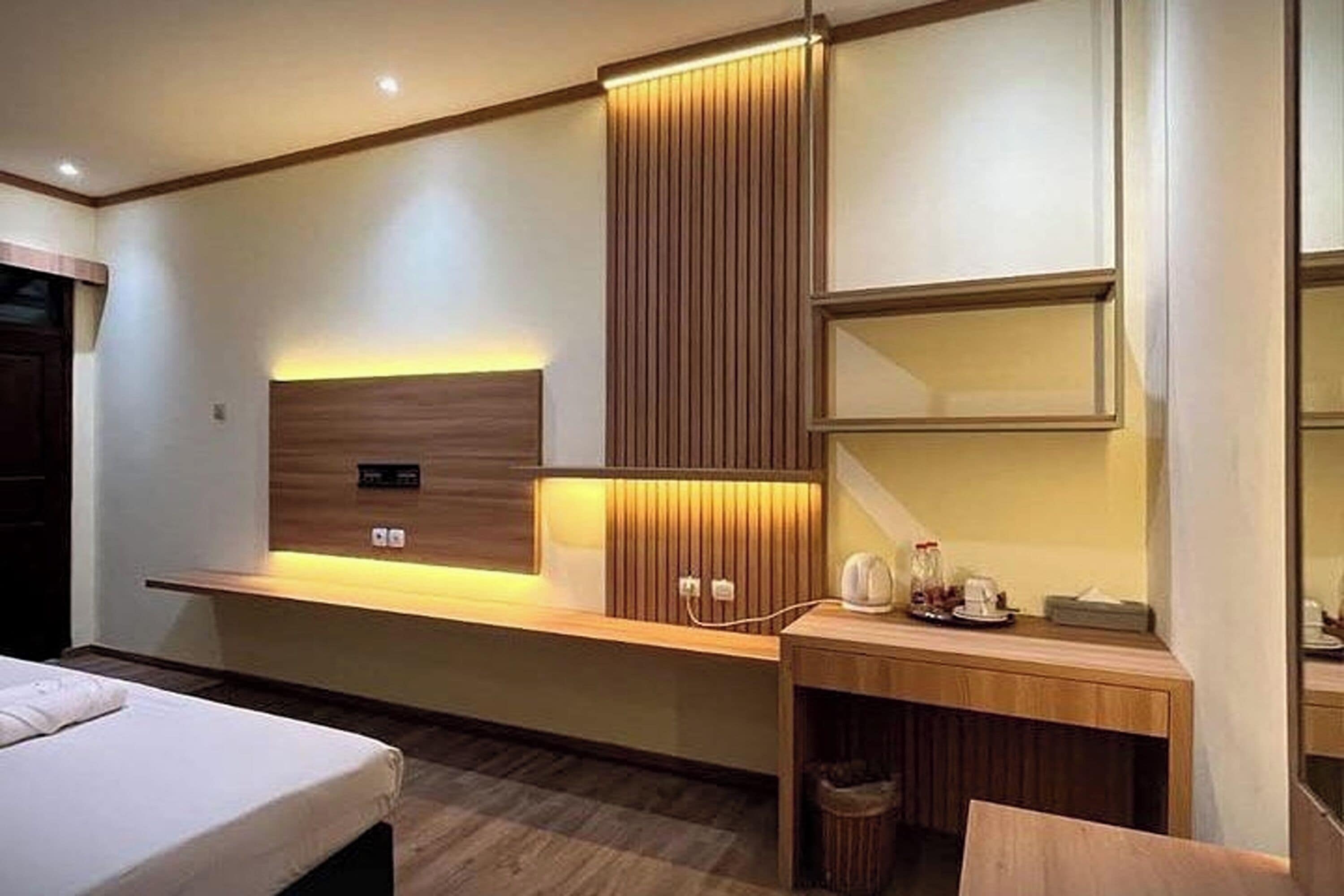 Superior Double Room | Desk, laptop workspace, free WiFi, bed sheets