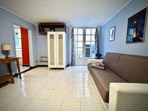 Apartment, 1 Bedroom | Living area - Caratteristico Studio della Casana (Genoa)