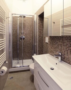 Double Room, Ensuite | Bathroom | Shower, rainfall showerhead, hair dryer, bathrobes - Angeli di Terra (Salerno)