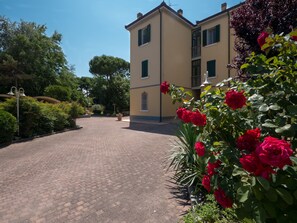 Front of property - Villa Bellini (Comacchio)