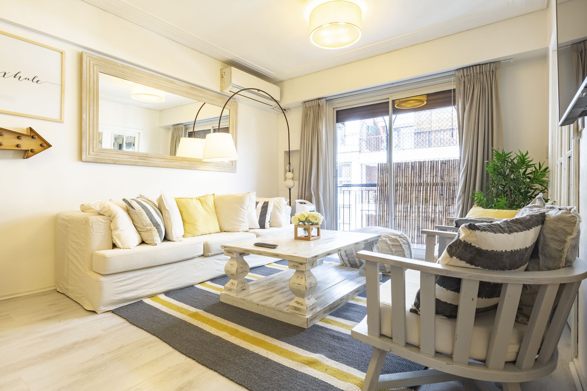 Superior Apartment, Multiple Beds, Non Smoking | Living area