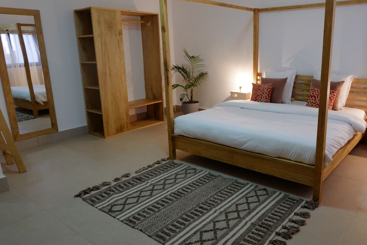 Appartement Deluxe, plusieurs lits, non-fumeurs | 2 chambres, bureau, Wi-Fi gratuit