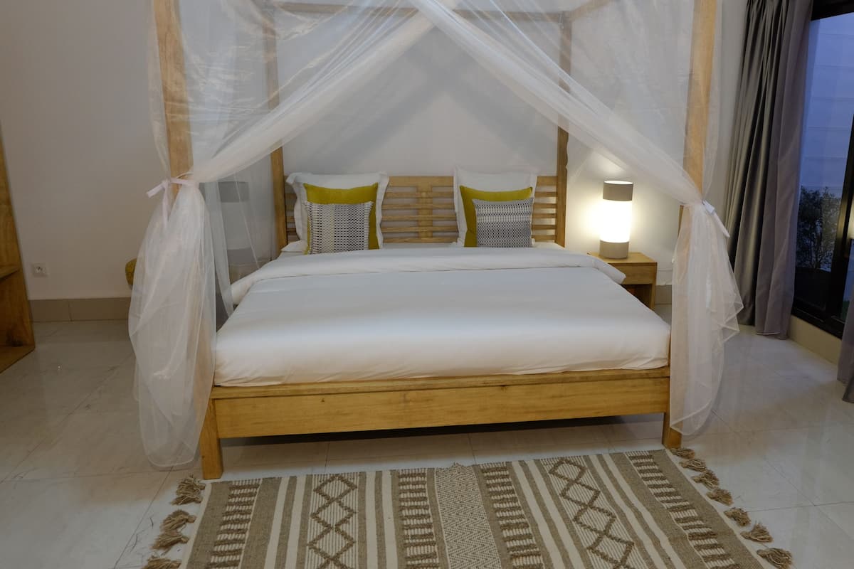 Appartement, 2 lits doubles, non-fumeurs | 2 chambres, bureau, Wi-Fi gratuit