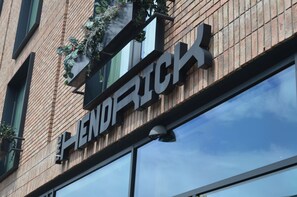 Exterior - The Hendrick Smithfield (Dublin)