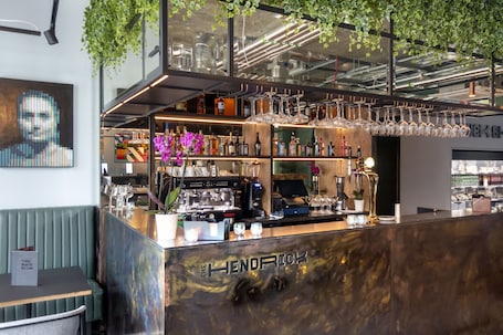 Cafe. The Hendrick Smithfield