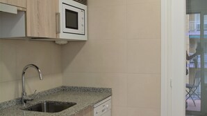 Shared fridge, shared microwave - Pension Los Llanos (Estella)