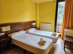 1 habitación y ropa de cama 