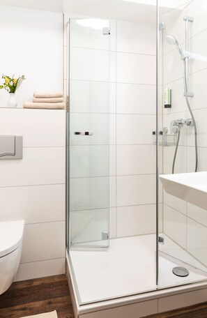 Dusch, hÄrtork och handdukar