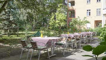 Sundeck