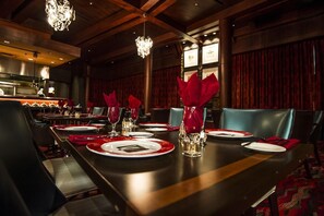 2 restaurants servant le petit déjeuner