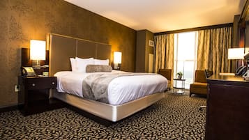 1 bedroom, hypo-allergenic bedding, in-room safe, laptop workspace