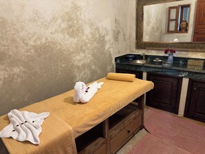 Sauna, steam room, hot springs/mineral springs, Turkish bath/hammam - Riad Atlas Acacia (Marrakech)