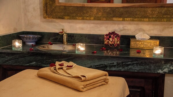 Sauna, steam room, hot springs/mineral springs, Turkish bath/hammam - Riad Atlas Acacia (Marrakech)