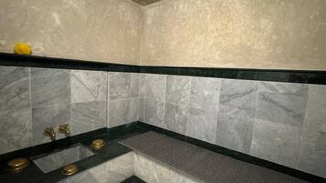 Sauna, steam room, hot springs/mineral springs, Turkish bath/hammam