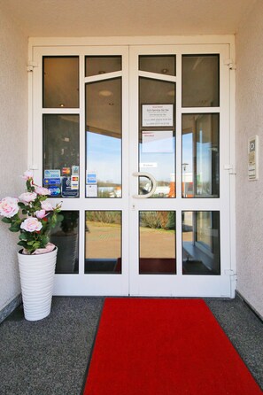 Property entrance - Hotel Kick (Rauenberg)