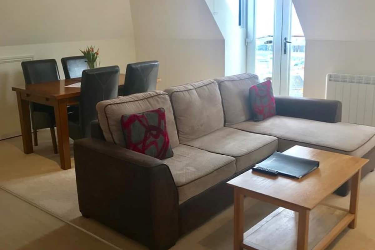 One Bedroom Penthouse | Hypo-allergenic bedding available, in-room safe, blackout drapes