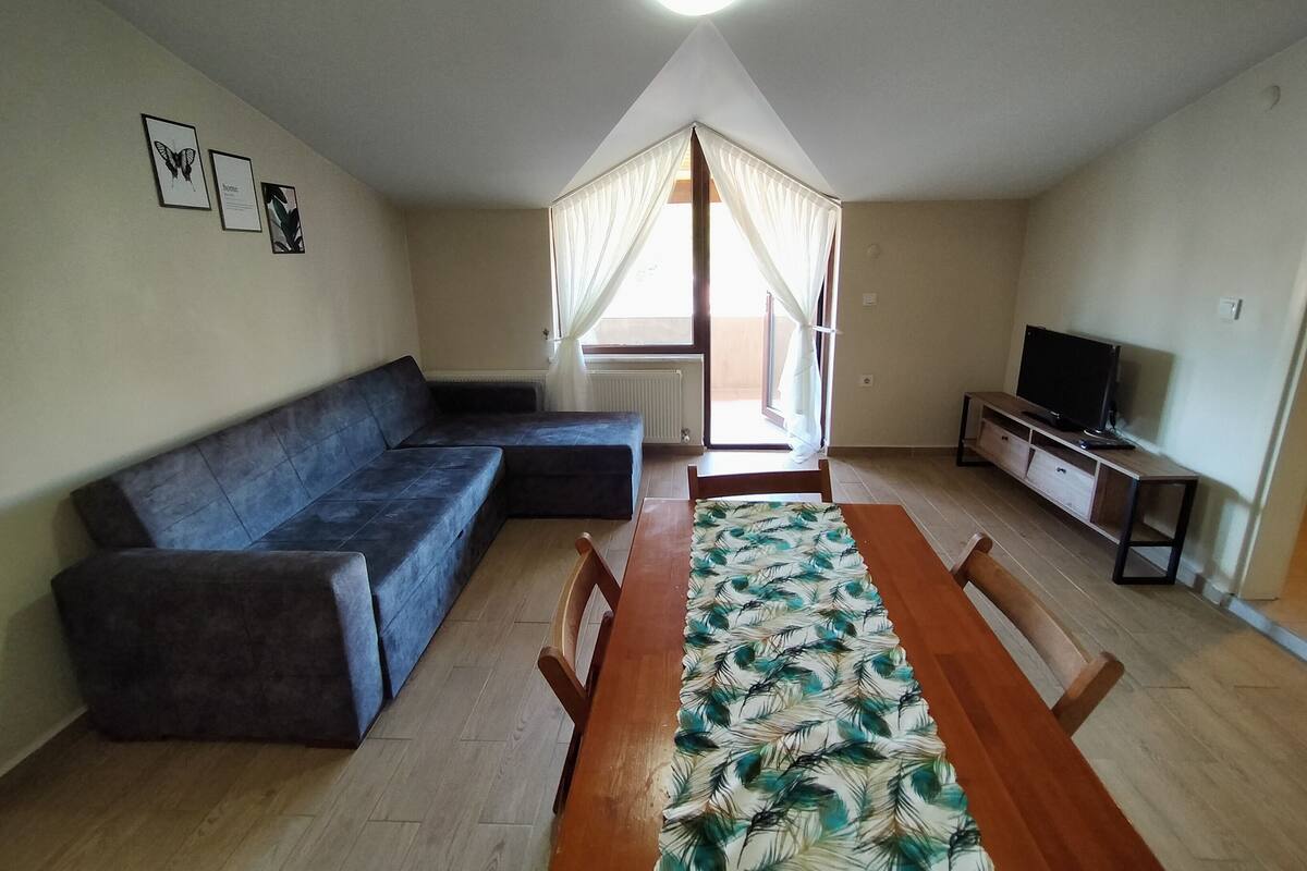 Apartamento galeria, terraço, vista para a montanha | 1 quarto, escrivaninha, espaço de trabalho para notebook