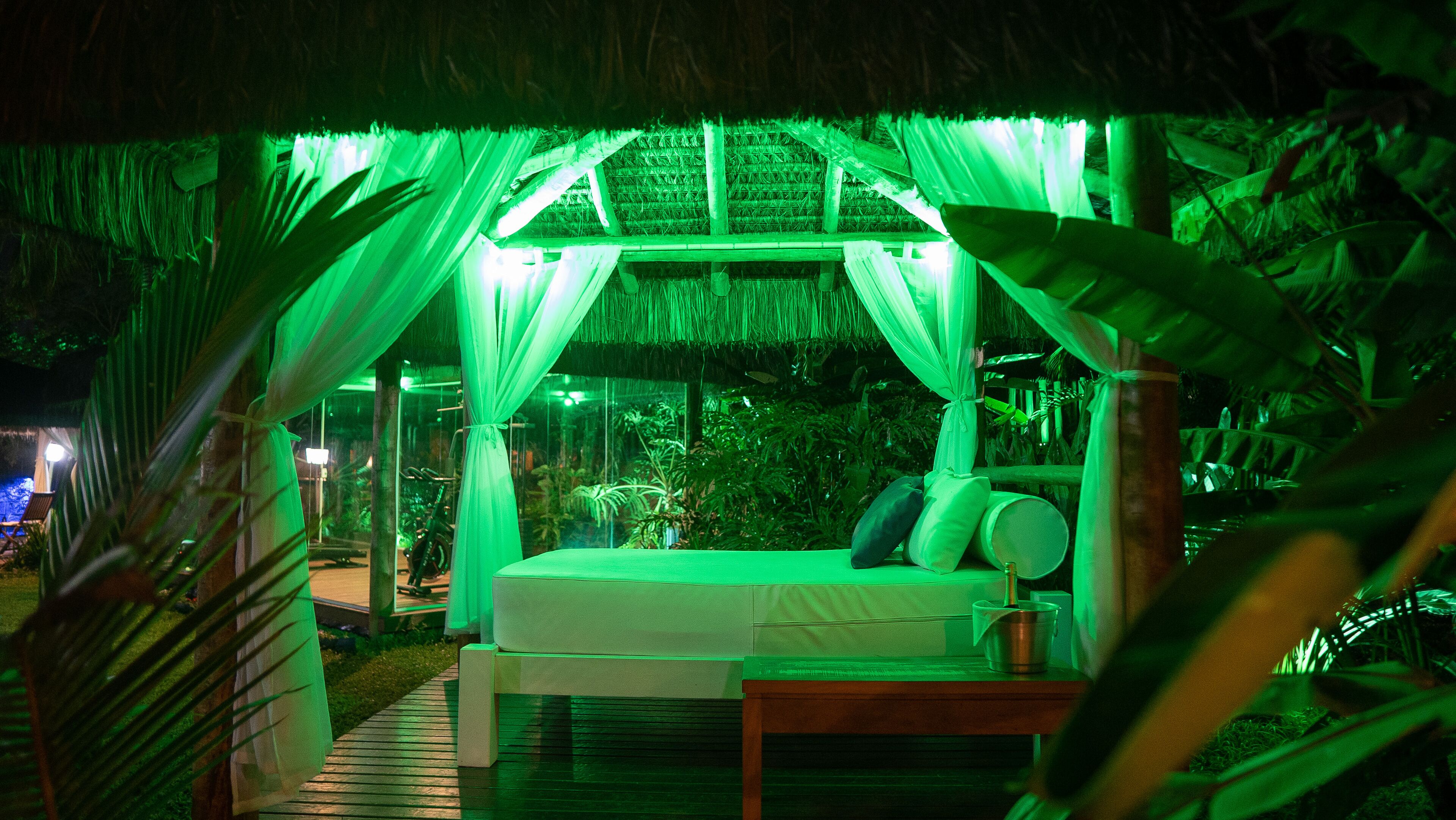 深層組織按摩、運動按摩、按摩服務