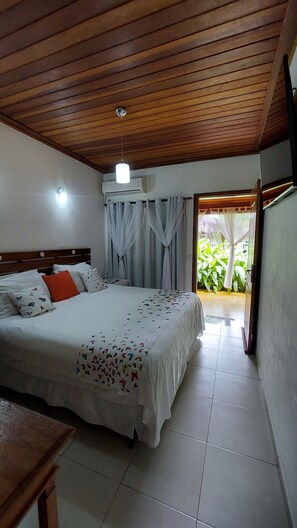 Standard Room, 1 Queen Bed, Non Smoking