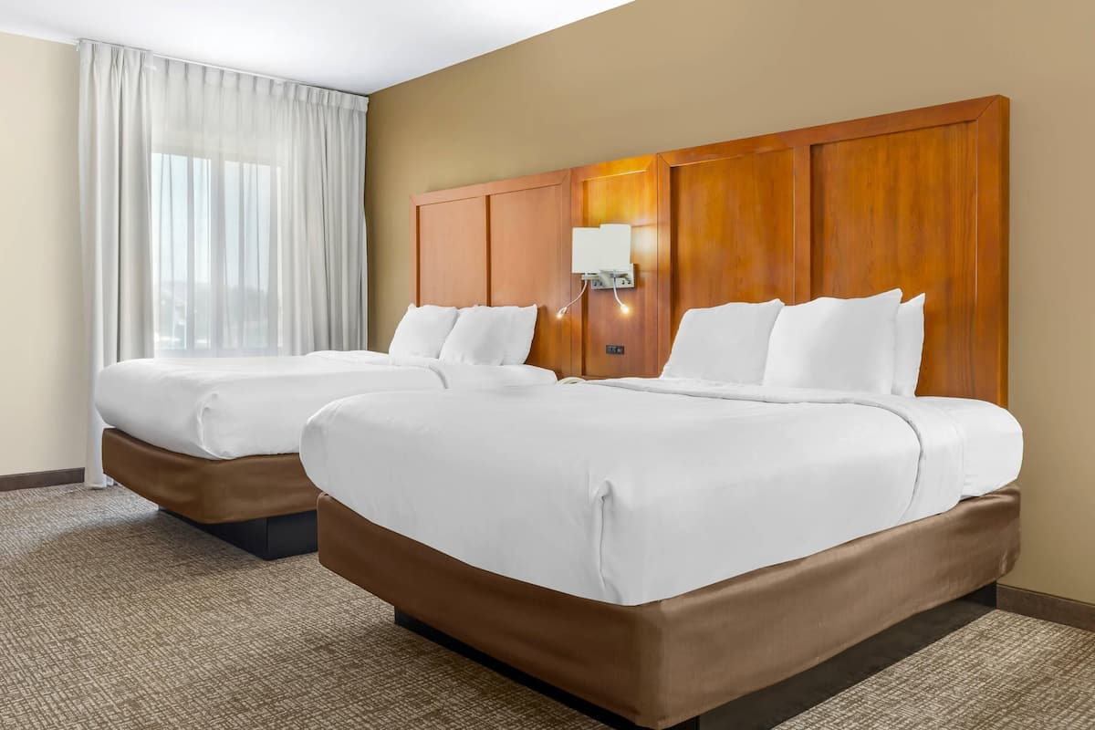 Suite, Multiple Beds, Non Smoking