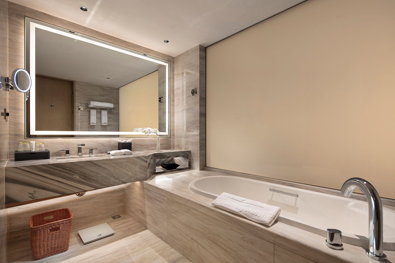 Shower, free toiletries, hair dryer, bathrobes