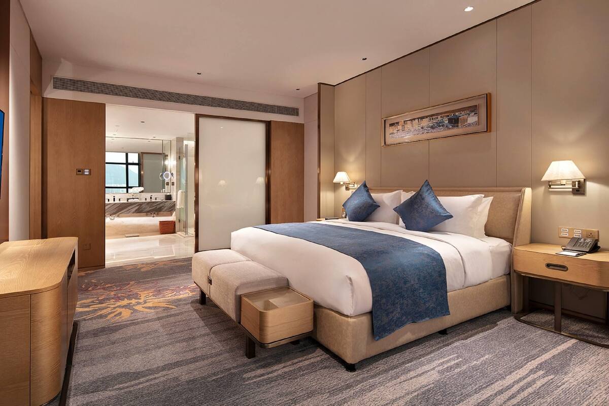 Executive-suite - 1 soveværelse | Premium-sengetøj, dundyner, senge med madrasser af memory foam, minibar