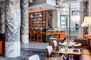 아침 식사, 점심 식사, 저녁 식사 제공, 미국 요리