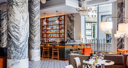 The Candler Hotel Atlanta, Curio Collection by Hilton
