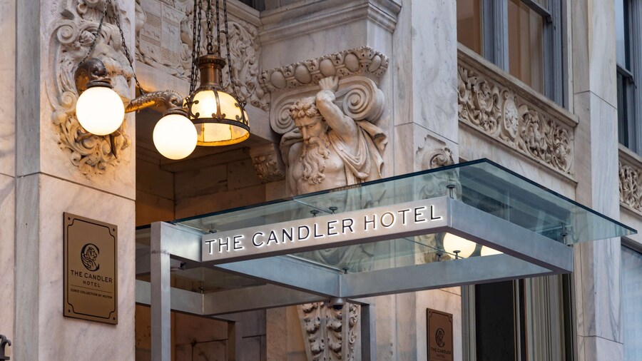 The Candler Hotel Atlanta, Curio Collection by Hilton