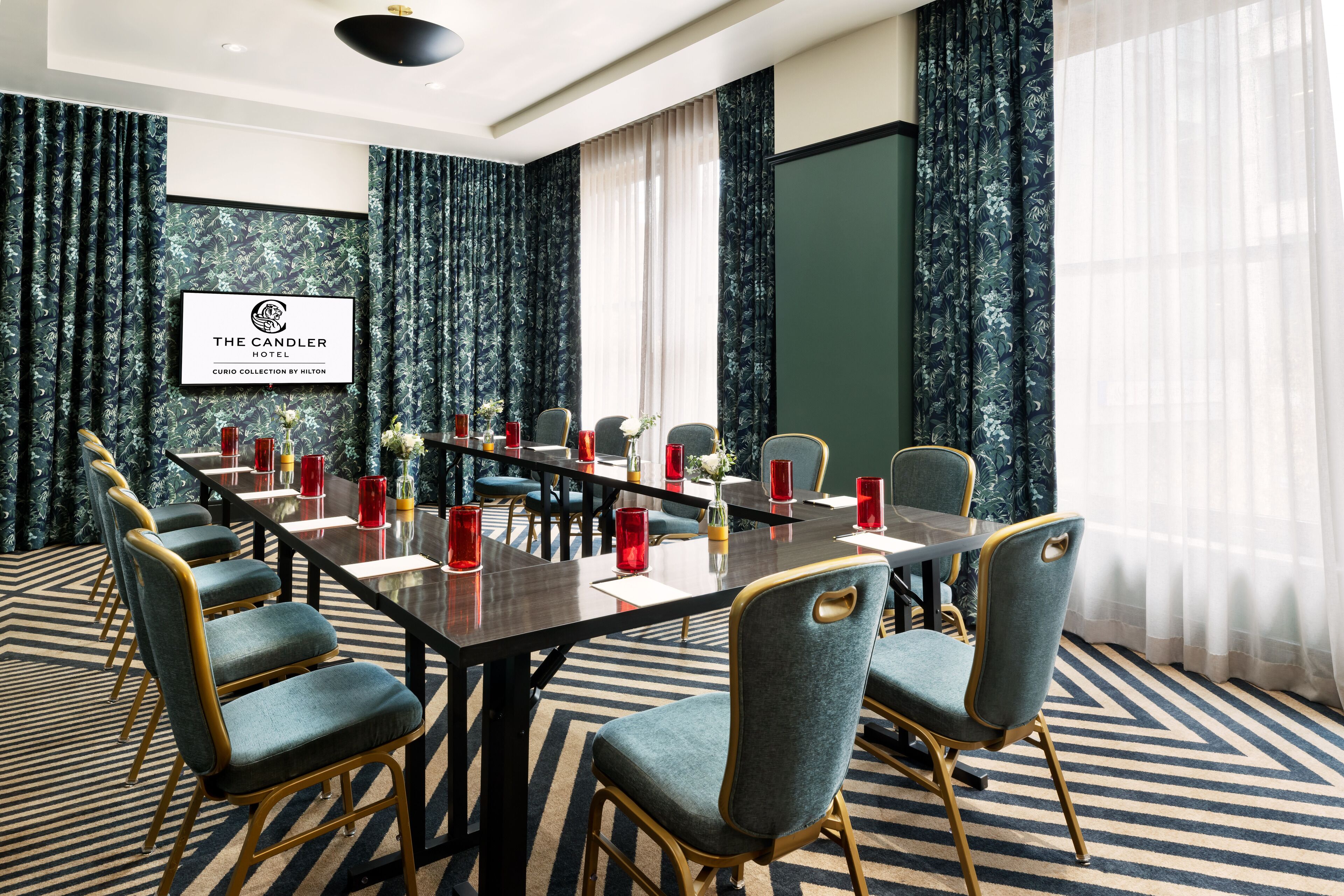 Photo - The Candler Hotel Atlanta, Curio Collection by Hilton