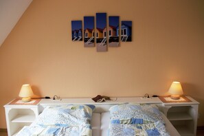 2 bedrooms, internet, bed sheets - "Godewind", hearing & smelling the sea, roof terrace, FireTVStick, dishwasher (Dagebüll)