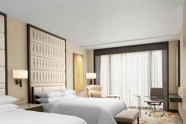 Down comforters, minibar, in-room safe, desk