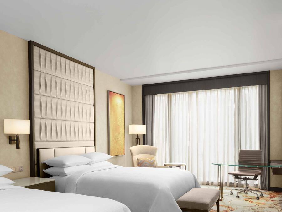 Down comforters, minibar, in-room safe, desk