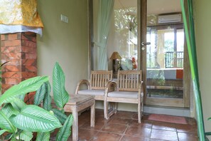 Kahden hengen superior-huone (yksi tai kaksi sänkyä) | Terassi/patio