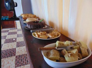 Ilmainen päivittäinen buffetaamiainen