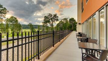 Área de parrillas y picnic