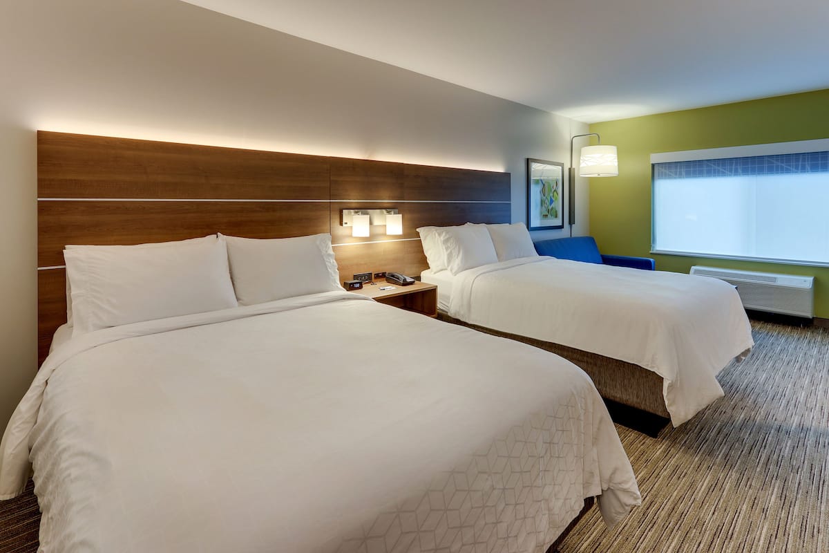 Suite, 2 Queen Beds