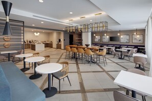 Petit déjeuner continental compris tous les jours