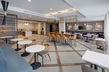 Free daily continental breakfast. Comfort Inn & Suites Miami International Airport