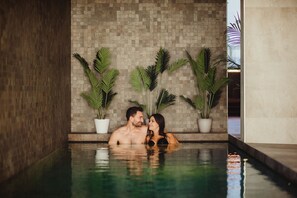 Salle de soins pour les couples, sauna, spa, bain de vapeur